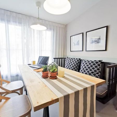 Snoozy Guesthouse Phuket Ngoại thất bức ảnh
