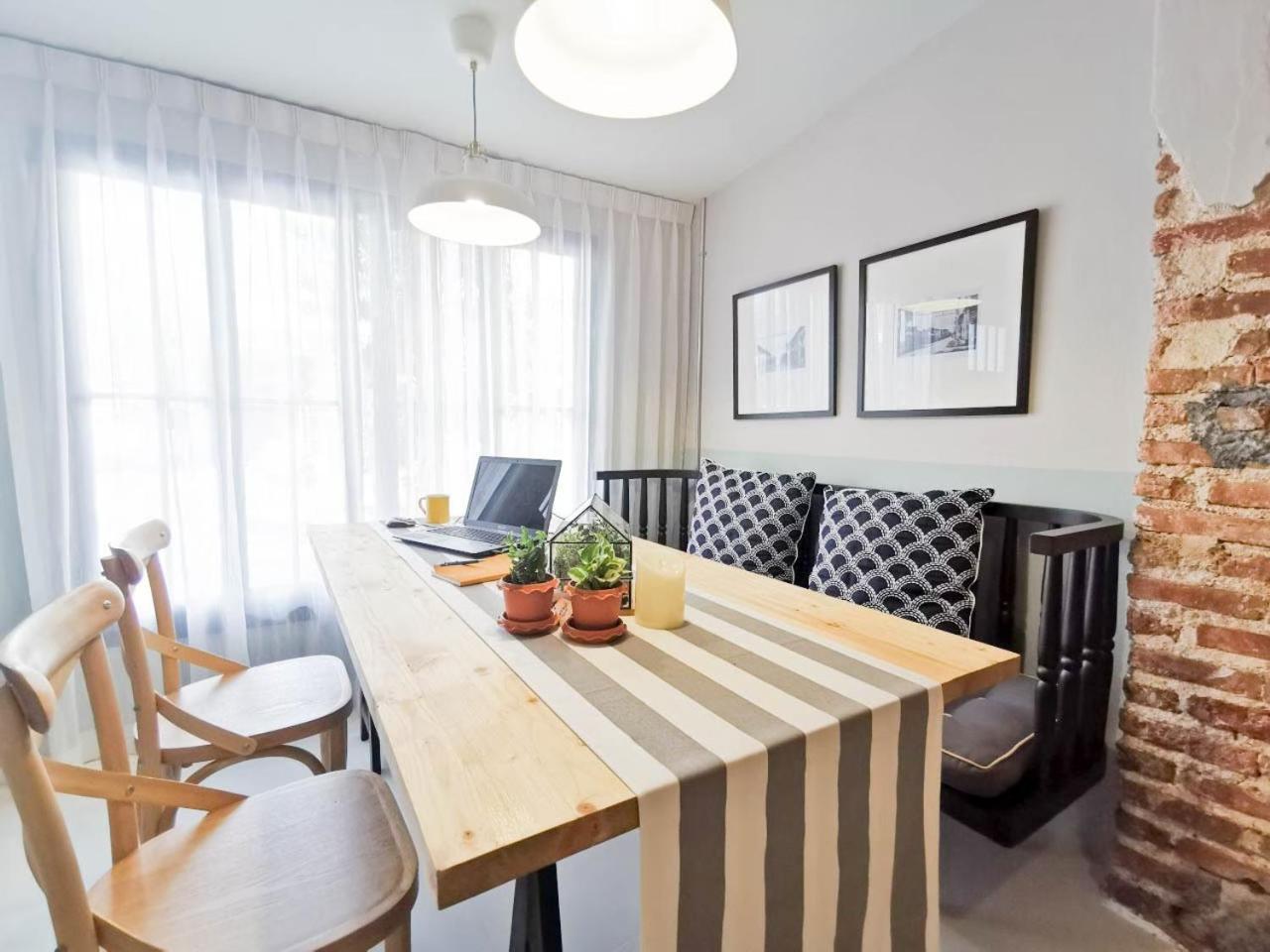 Snoozy Guesthouse Phuket Ngoại thất bức ảnh