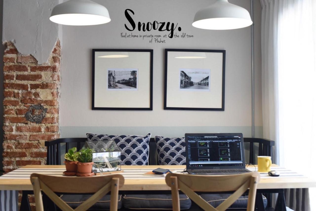 Snoozy Guesthouse Phuket Ngoại thất bức ảnh
