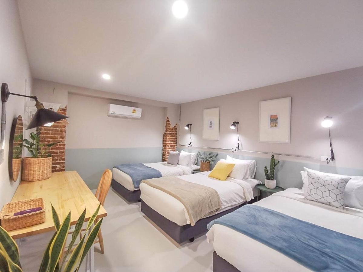 Snoozy Guesthouse Phuket Ngoại thất bức ảnh