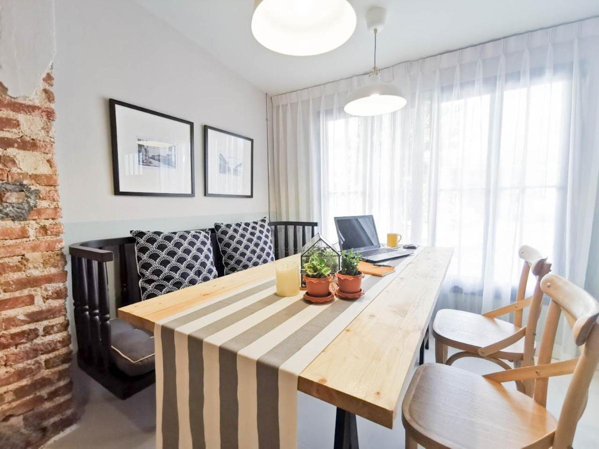 Snoozy Guesthouse Phuket Ngoại thất bức ảnh