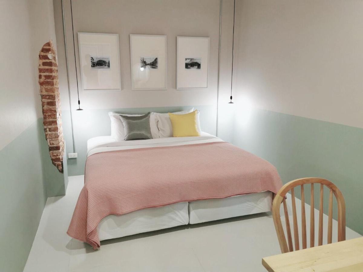 Snoozy Guesthouse Phuket Ngoại thất bức ảnh