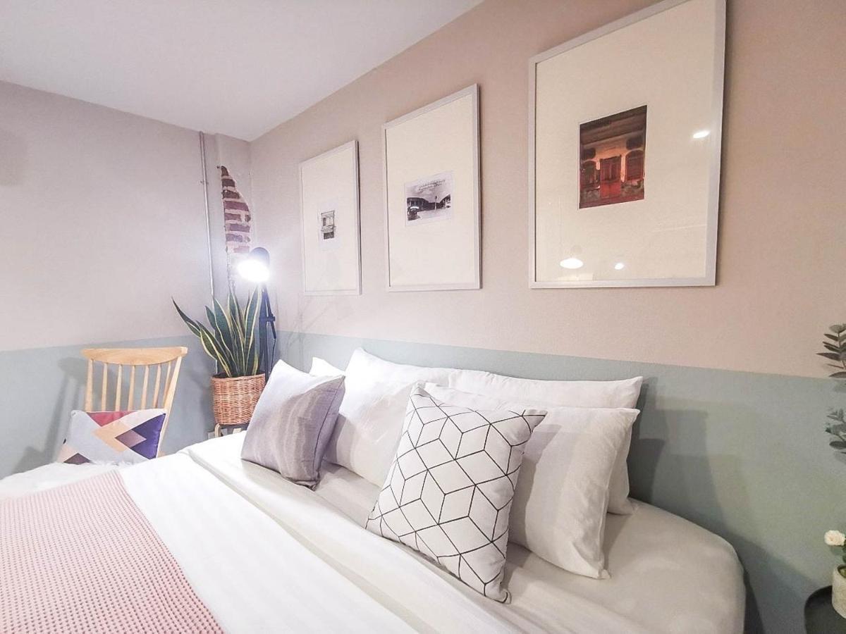 Snoozy Guesthouse Phuket Ngoại thất bức ảnh