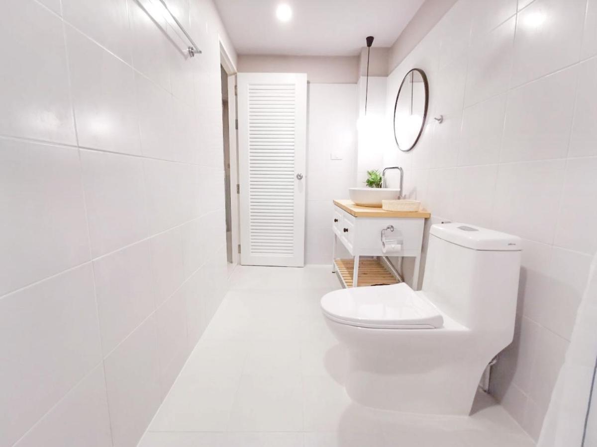 Snoozy Guesthouse Phuket Ngoại thất bức ảnh